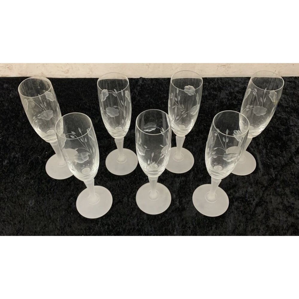 7 Champagne Flutes Crystal Glasses Etched Floral Design Frosted Stems